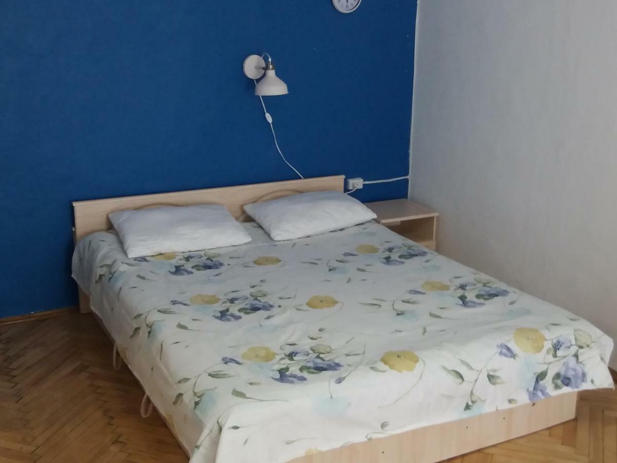Староеврейская Lviv Luaran gambar